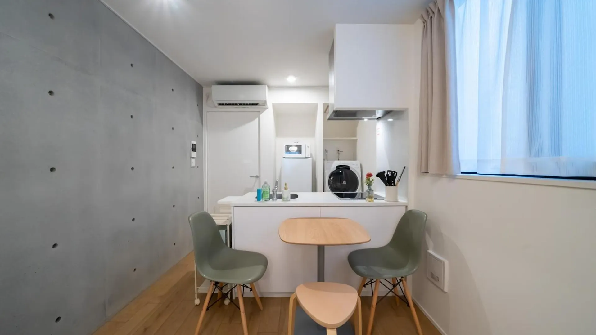 Fullea Yotsuya Apartment Tokyo